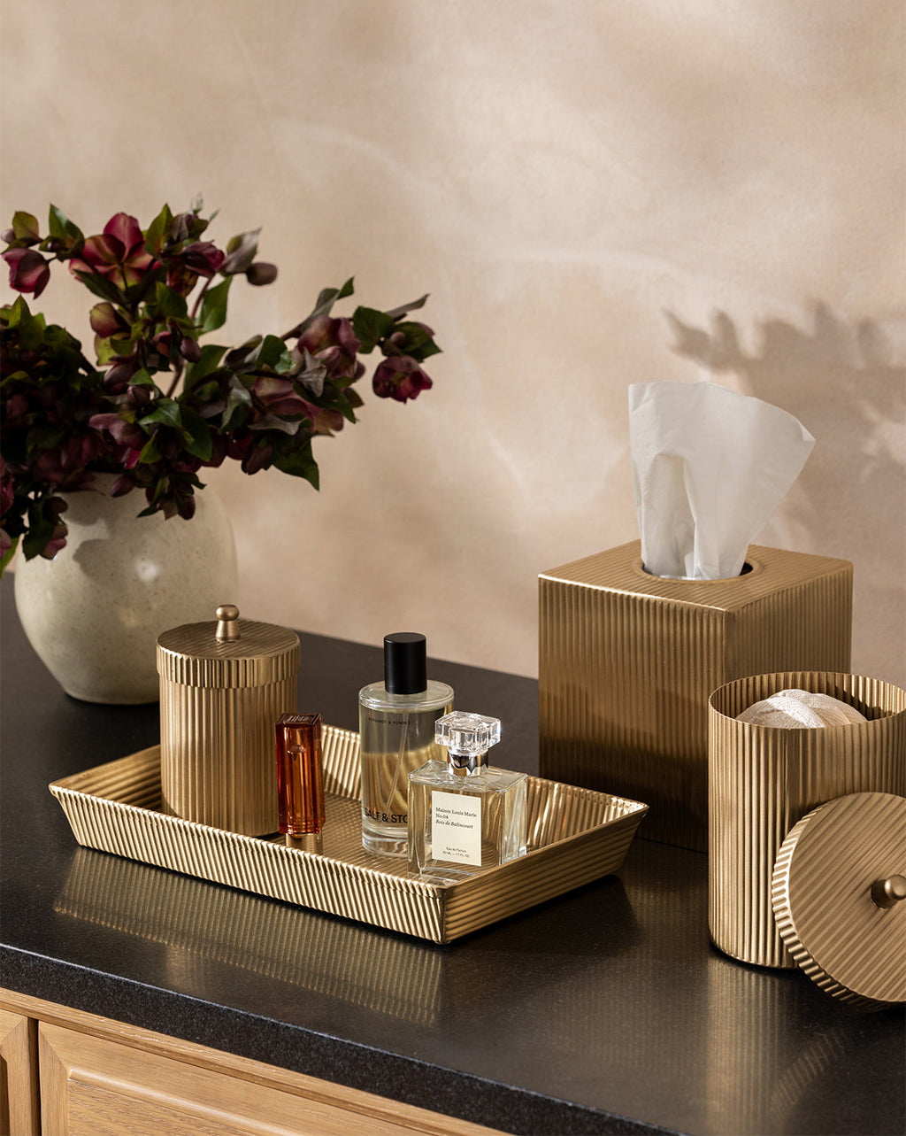 https://cdn.shopify.com/s/files/1/1496/0124/files/20250722_SS_FallBathStyling_004-T_c1cf8575-6e32-45e0-aab8-5b7db8c35088.jpg?v=1754324278