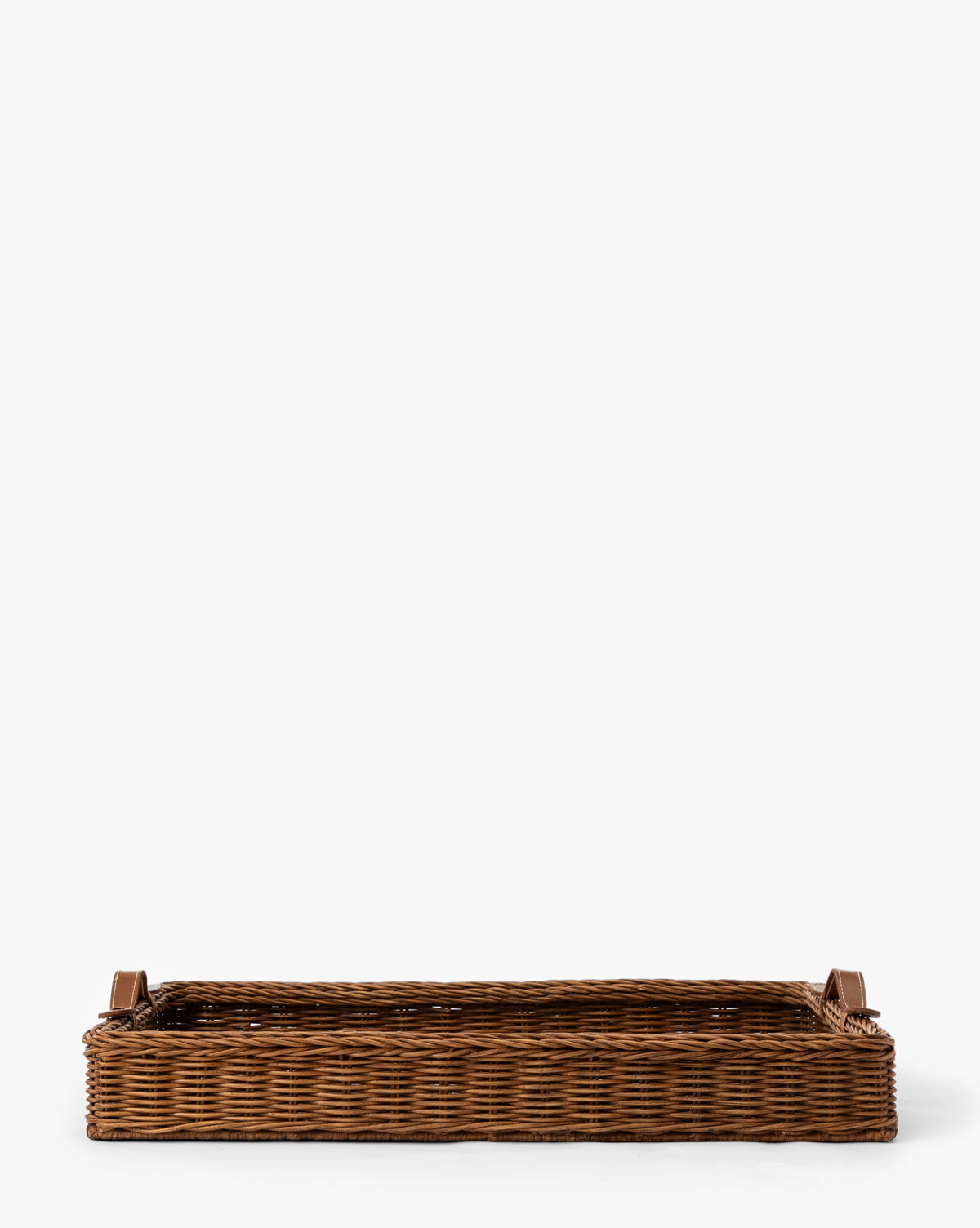 https://cdn.shopify.com/s/files/1/1496/0124/files/AshcroftWickerTray-MDCR2990-PCN-OS-D1-T_ce4eae73-6d6b-4c0a-b869-3d1cb7a451bf.jpg?v=1767810323