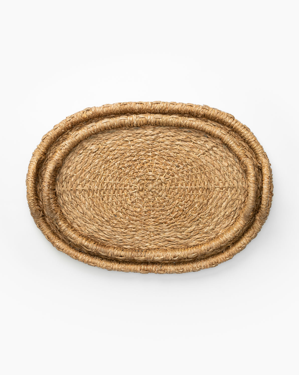 https://cdn.shopify.com/s/files/1/1496/0124/products/CeliaWovenTray_Setof2_-MKTN0594-NAT-OS-D1.jpg?v=1754343091