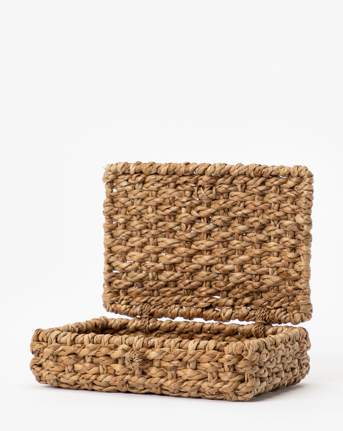 https://cdn.shopify.com/s/files/1/1496/0124/products/CorinneWovenBox-MDCR2611-NAT-D1.jpg?v=1754344248