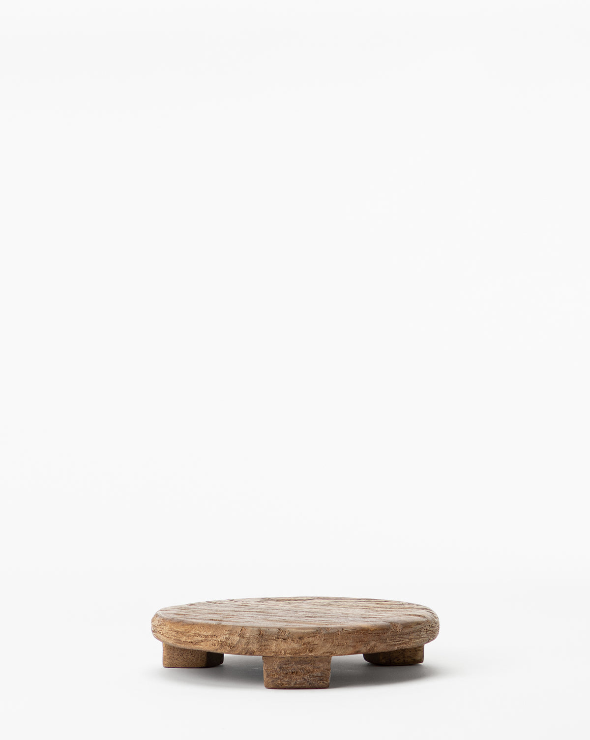 https://cdn.shopify.com/s/files/1/1496/0124/products/MangoWoodCarvedPedestal_MKTN0561-BWN-S.jpg?v=1754007181