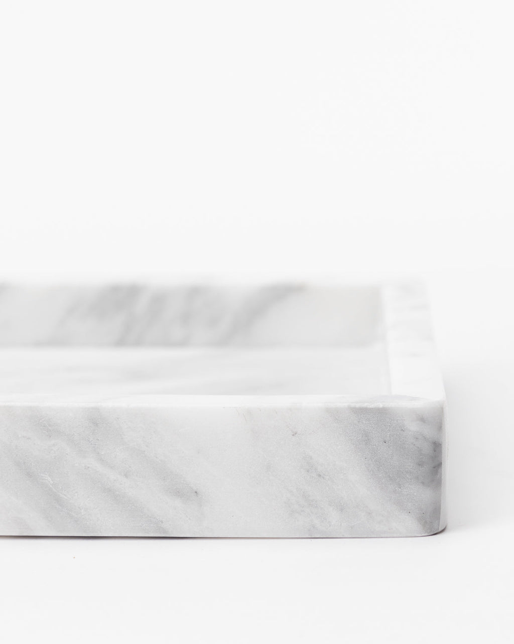 https://cdn.shopify.com/s/files/1/1496/0124/products/MarbleTray_1.jpg?v=1755710365